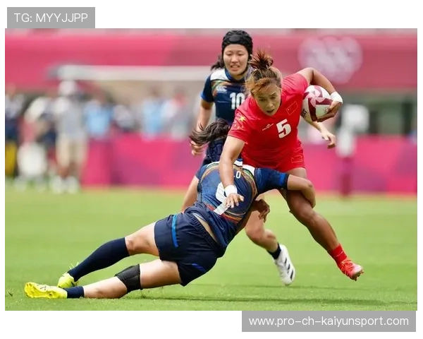 日本直面荷兰强压，三笘薰无惧挑战